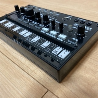 Korg Volca Kick + 電源供給の画像