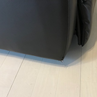 ニトリ　電動本革リクライニングソファ