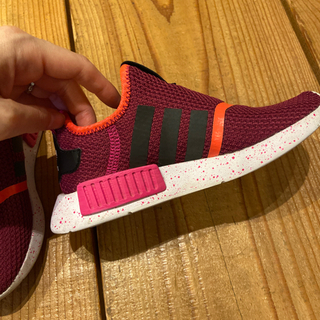 アディダス　キッズ　adidas スニーカー　ピンク　紫　18センチ　メッシュの画像