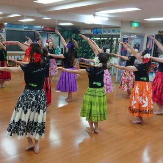🌺水曜日(月3回)入門クラス🌺ナーレイレイコフラスタジオ【品川・大井町のフラダンス教室】の画像