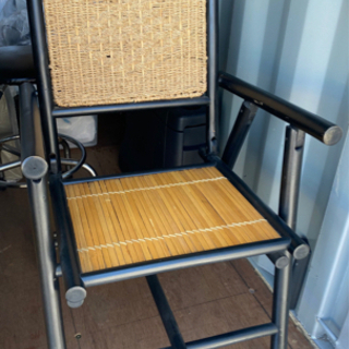 おしゃれそうな椅子の画像