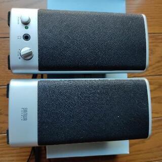 取引中　ノートパソコン　ミニスピーカー　さしあげます。