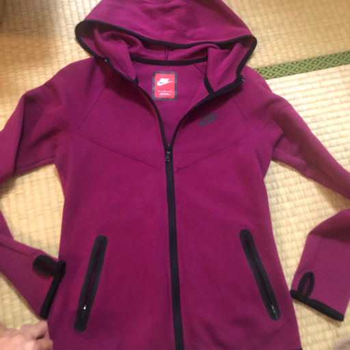 NIKE レディースMサイズ