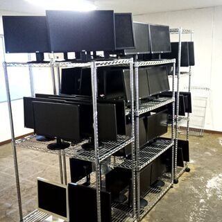 リニューアル中！！札幌市白石区のPC専門eラボワールド パソコンの事ならお任せ！中古パソコン、モニター販売中 − 北海道