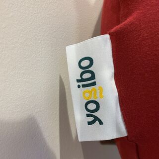 オシャレな家具を探すなら『オトワリバース！』yogibo ヨギボ― サポート ワインレッド 使用1カ月 美品 used 中古品の画像