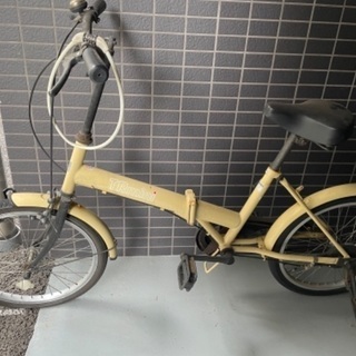 折りたたみ自転車（パンク&サビあり）の画像