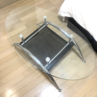 ニトリ　ガラステーブル