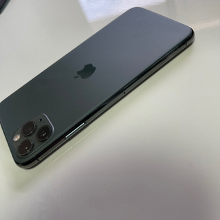 iPhone 11 pro MAX SIMフリー　au domino SoftBank でも使用できますの画像
