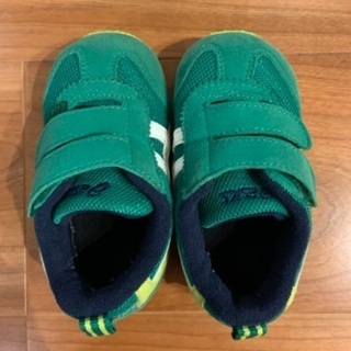 【美品】ベビー用シューズ 13.5cm