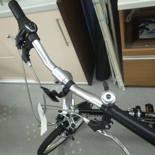 BAMBART 折りたたみ自転車 グリーン 20インチ 6段変速 Wサス モノ市場半田店 119の画像