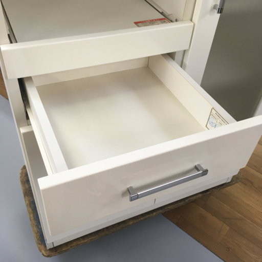 S185　 NITORI 　キッチンカウンター、キッチンボード、食器棚、幅80cm