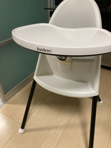 売却決定済　ベビービョルン　ハイチェア