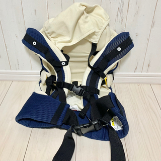 【アップリカ】コラン クロスフィット【抱っこ紐】の画像