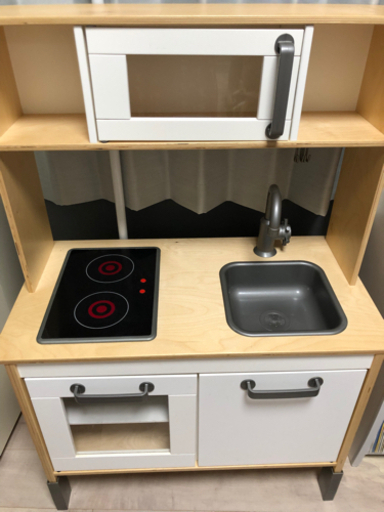 状態綺麗です。IKEA DUKTIG おままごとキッチン　組み立て済み