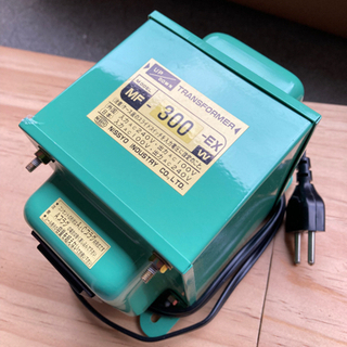 アップダウントランス240Vー100V  300Wの画像