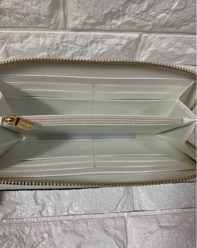 値下げ中!!新品未使用‼coach長財布&三つ折り財布セット売り