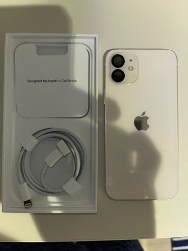 Phone 12 ホワイト 128 GB SIMフリー