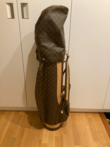 ルイヴィトンのゴルフバッグ