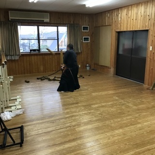 年齢に関係無く稽古出来ます。揖斐郡大野町の居合抜刀道場の画像