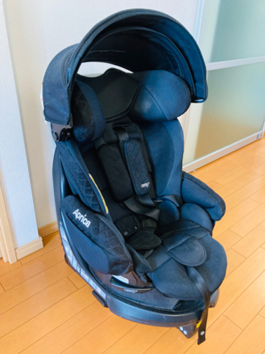 Aprica ISOFIX フラディアグロウ　新生児ら使える　定価７万円台