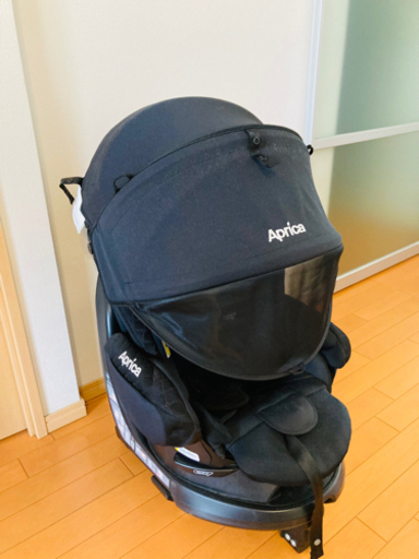 Aprica ISOFIX フラディアグロウ　新生児ら使える　定価７万円台