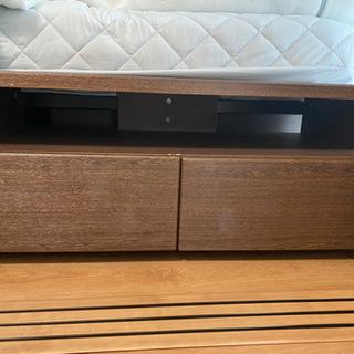 ★美品［無料(タダ)にてお譲りします］テレビ台　木目(濃)の画像