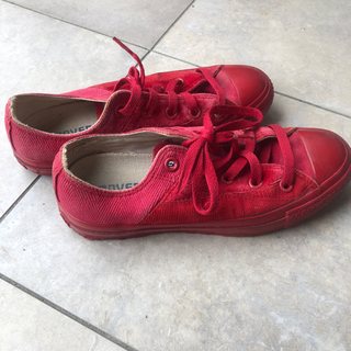値下げ　CONVERS ALLSTAR☆ 赤スウェード23cm (サイズ4)の画像
