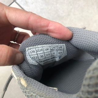 値下げ　YONEXテニスシューズ 中古品　22.0cm 実物見てから決めてもOKの画像