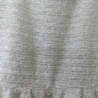 美品 INGNI トップス ビジュー付き Mサイズの画像