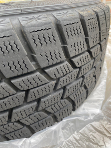 グッドイヤーGOODYEAR ICE NAVI6 　スタッドレスタイヤ　185/60R15