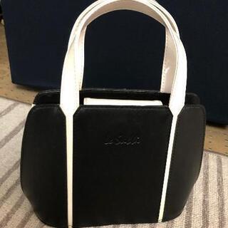 思いきって値下げ！ LE SABBI レディースハンドバッグ