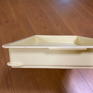 サンコープラスチック　日本製　食品用コンテナ　ばんじゅう　1個　本体サイズ:W573xD386xH70mmの画像
