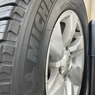 【取引中】TOYOTA トヨタ プラド純正タイヤ4本　17インチ4本セットの画像