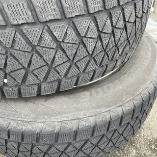 スタッドレスタイヤ　235/65/R18の画像