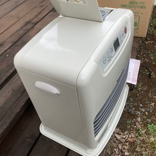 ダイニチ　ブルーヒーター　２０１９年製の画像