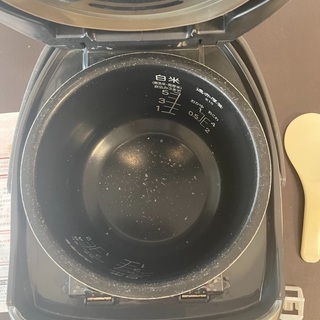 炊飯器の画像