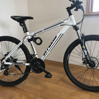 白色マウンテンバイク 26インチ canover