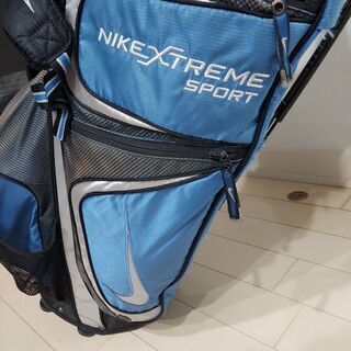 【お値下げ】Nike ナイキ ゴルフバッグ スタンド付きの画像