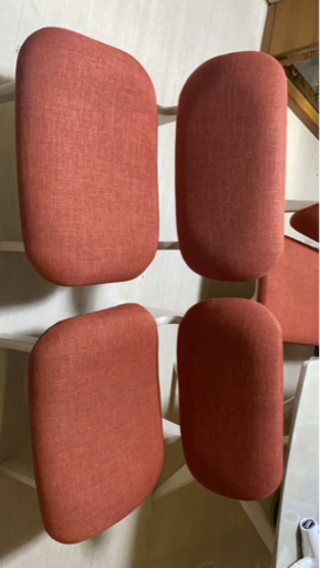 綺麗な状態のダイニングチェア