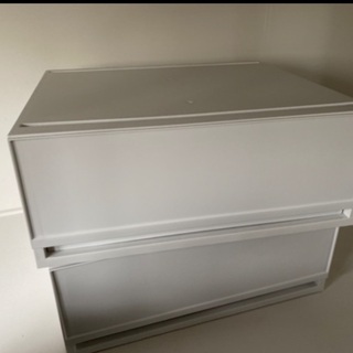 衣装ケースの画像