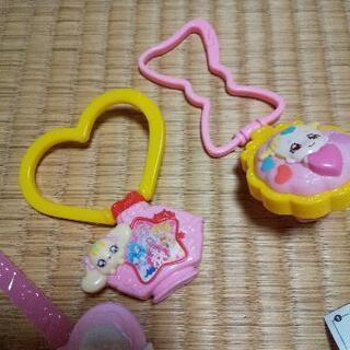 ハッピーセット　プリキュア玩具いろいろの画像