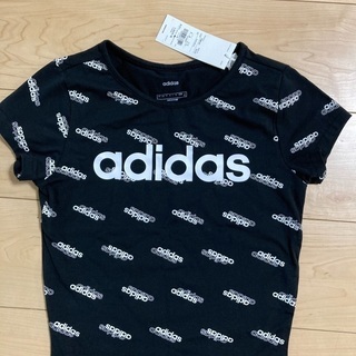 ☆新品☆アディダスのTシャツXSサイズ