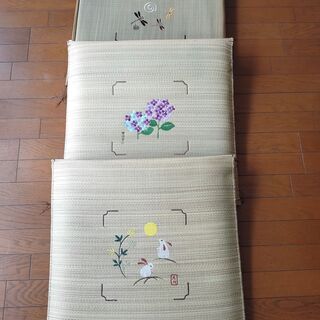 【またまた値下しました！！】井草調　座布団　3枚の画像