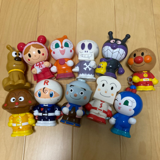 アンパンマン　ピープー人形　フィギュア