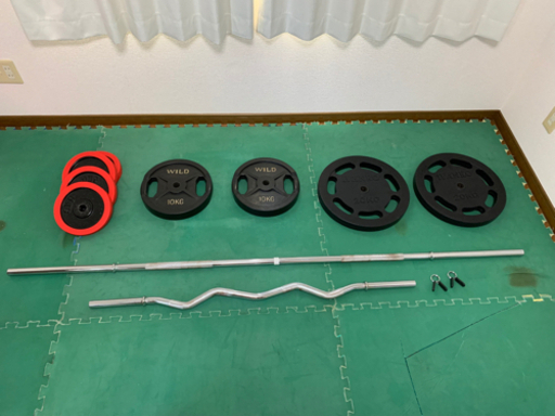 バーベルセット　筋トレ、トレーニング