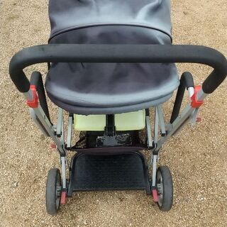 2人乗り ベビーカーの画像