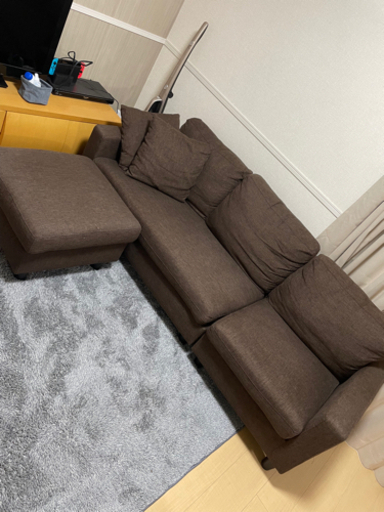 ソファ(3人掛け)クッション2個＋オットマン付き
