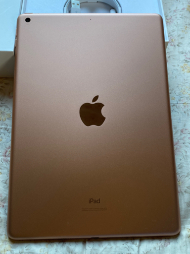 iPad第7世代美品中古wifiモデル32g付属品未使用