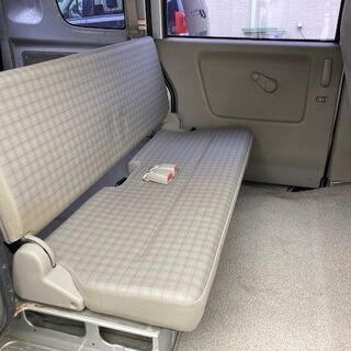 『全込み超特価』☆!!『タイヤ4本新品』☆!!『車検令和4年7月まで有り』☆!!『スズキディーラー点検』☆!!『タイミングチェーンエンジン』☆!!スズキ エブリィバン☆DA64V☆運転楽々AT☆AC・PS・Wエアバッグ☆キーレス☆CDデッキ(USB/AUX)♪リア5面フィルム☆ドアバイザー☆『リサイクル料も、令和3年度自動車税も、全てコミコミの超特価』☆!!『更に千葉＆成田ナンバー管轄は名変代行無料サービス』☆!!『圧倒的な安さ』☆!!『超激安早い者勝ち』☆!!の画像