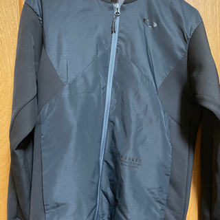 ✨美品✨オークリージャンパー✨の画像